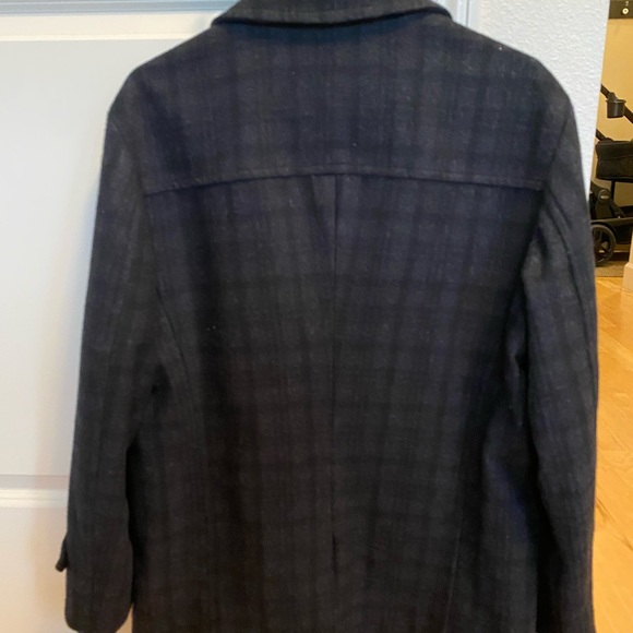 PRICE DROP!! Like new/rarely worn Joseph Abboud Pea Coat - Picture 2 of 4